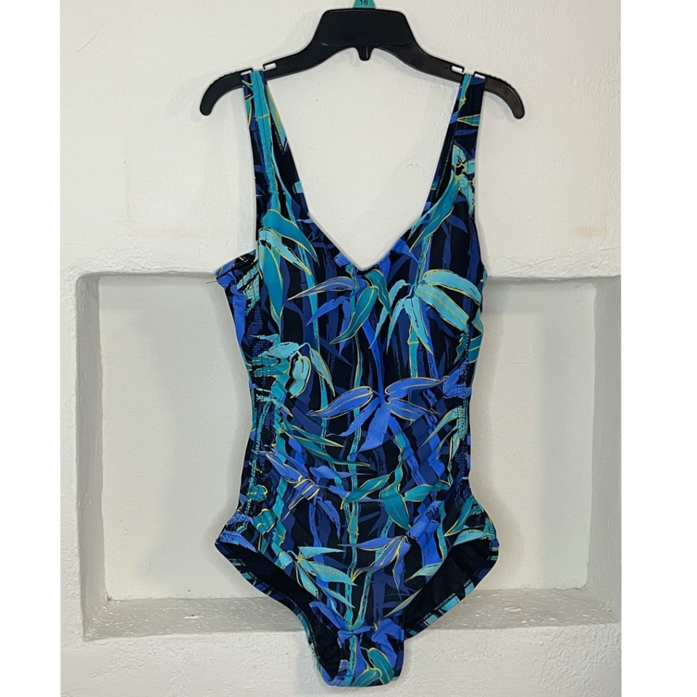 Multicolor one piece woman swimsuit